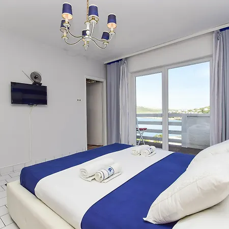 Bed & Breakfast Boutique Villa Revelin