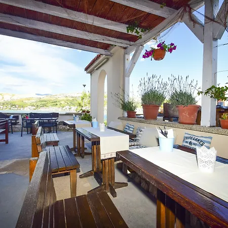 Boutique Villa Revelin Bed & Breakfast 3*