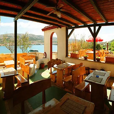 Bed & Breakfast Boutique Villa Revelin 3*