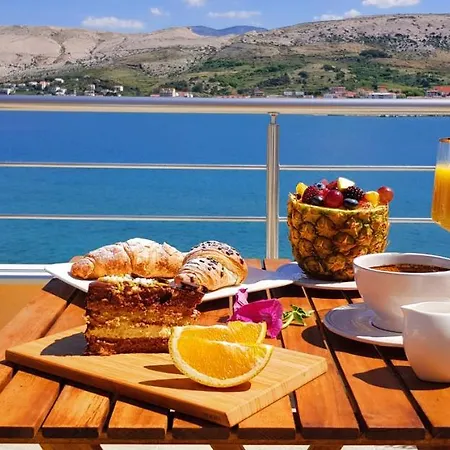 Bed & Breakfast Boutique Villa Revelin 3*