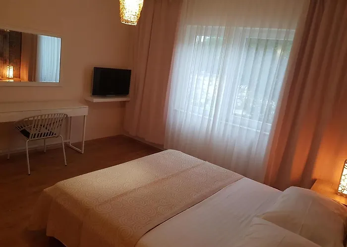 Boutique Revelin Bed & Breakfast 3*