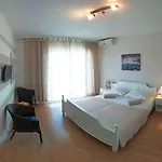 Boutique Villa Revelin 3* Pag Town