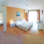 Bed & Breakfast Boutique Villa Revelin 3*