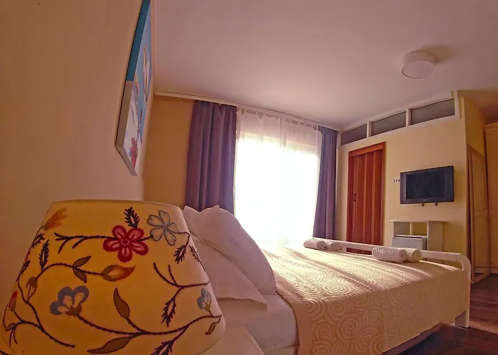Boutique Villa Revelin krevet i doručak 3*