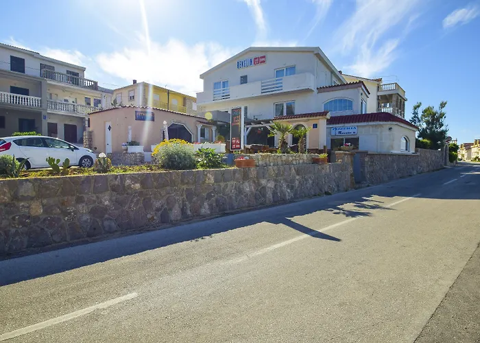 krevet i doručak Boutique Villa Revelin Pag Town