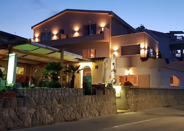 Boutique Revelin B&B 파그