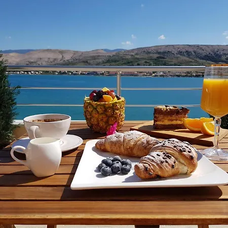 Bed and Breakfast Boutique Revelin 3*