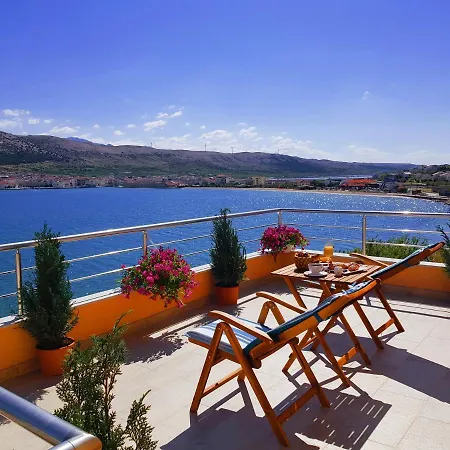 Frühstückspension Boutique Villa Revelin 3*